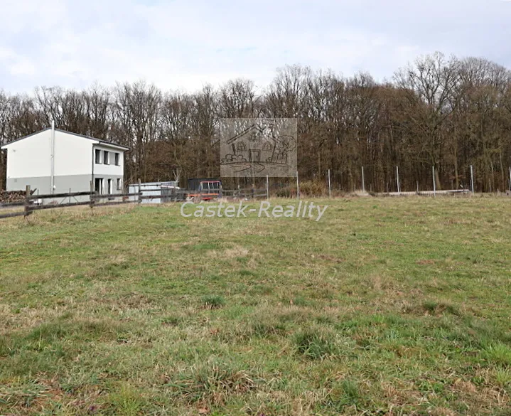Prodej stavebního pozemku 1239 m²